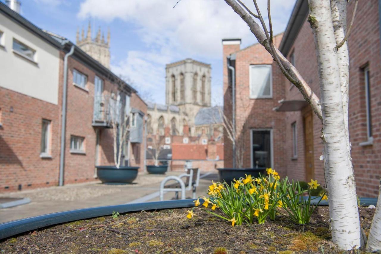 St Helen'S House With Minster Views Apartment York Exterior photo
