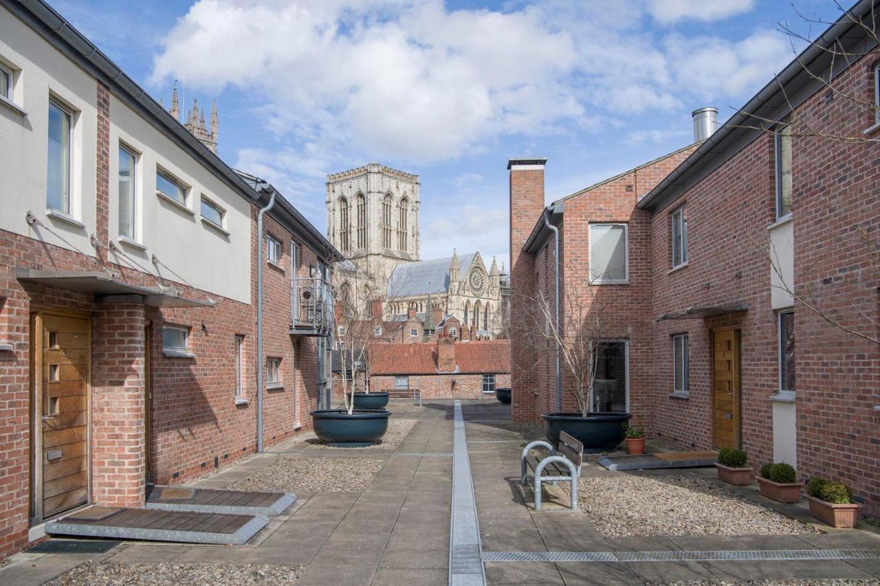 St Helen'S House With Minster Views Apartment York Exterior photo